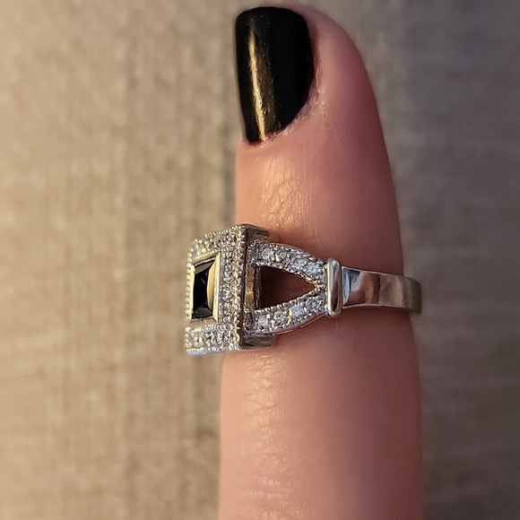 14k Sapphire and Diamond Ring - Picture 8 of 13